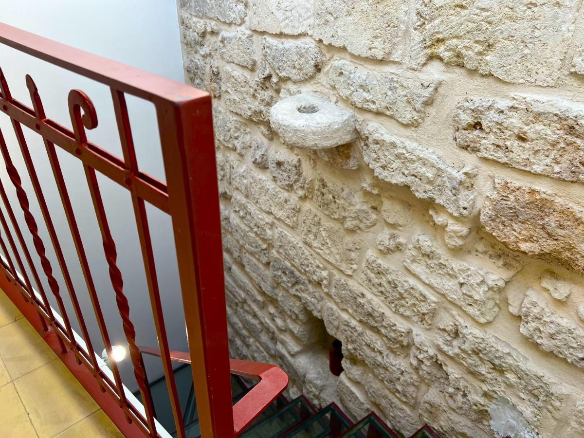 Palazzo Barone,Nel Cuore Del Borgo Antico. Bari Exterior foto